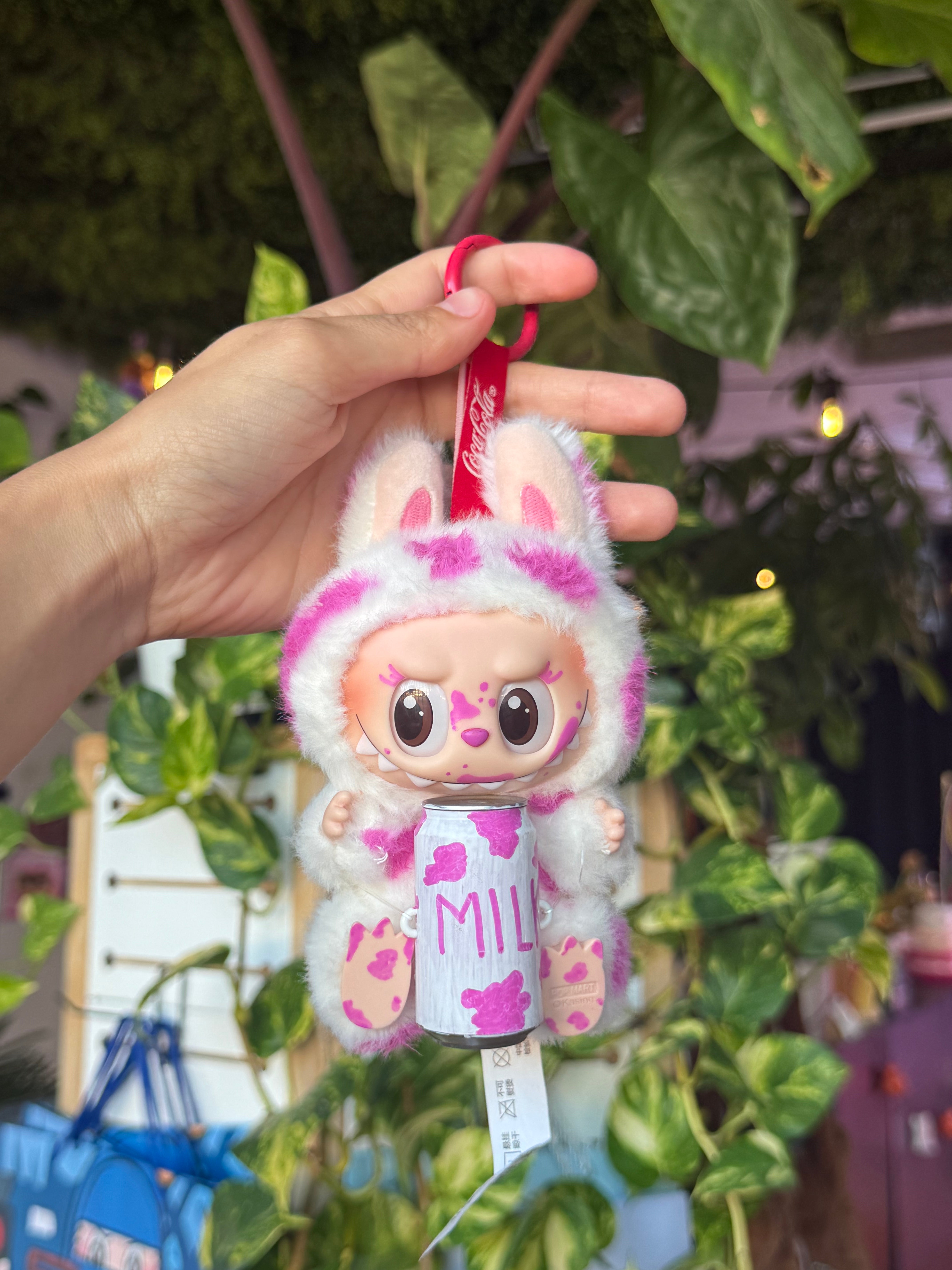 Lamooo strawberry milk shake