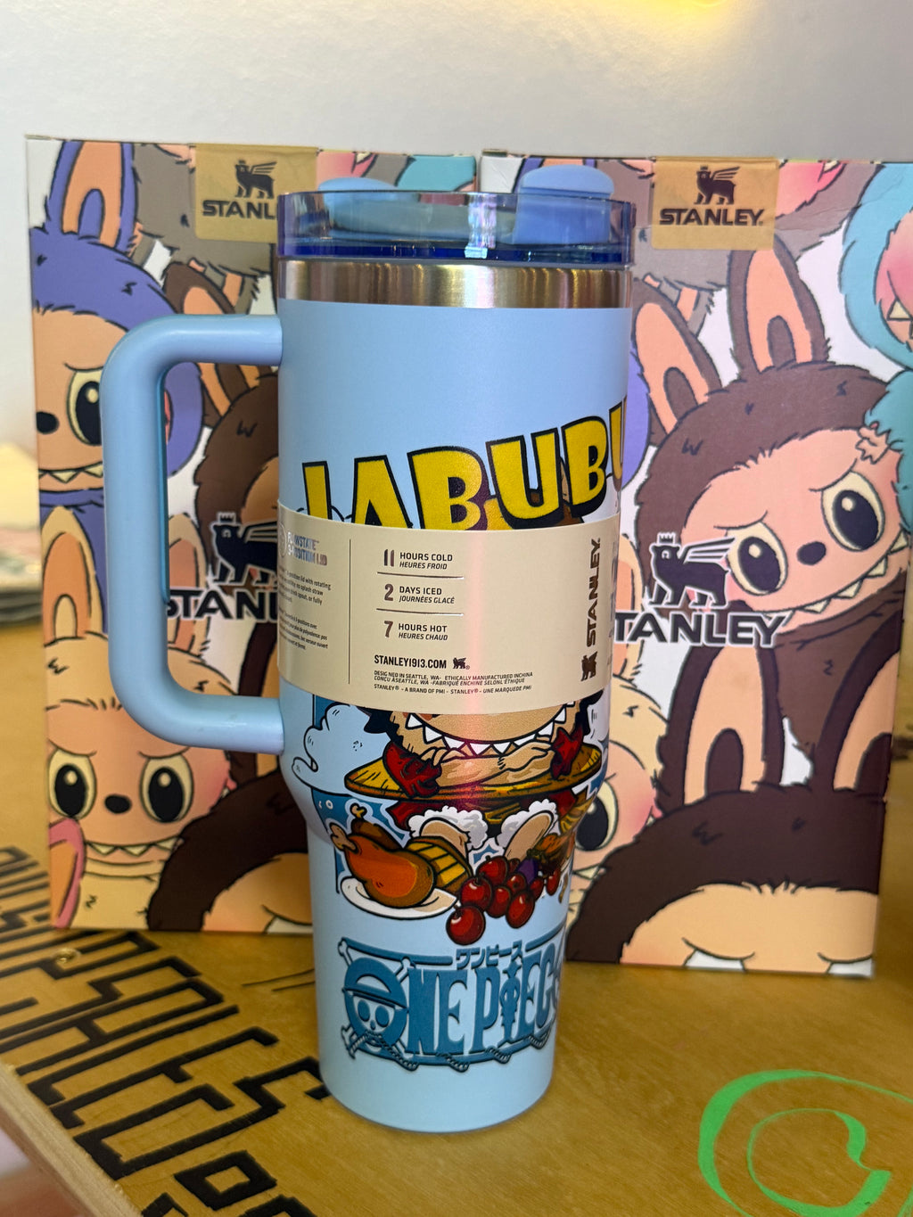 One Pi e ce blue 40oz