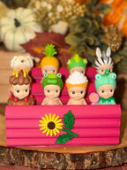 Abuelas Cantarote Stand (Standing or u can stick ur hippers  on the inside