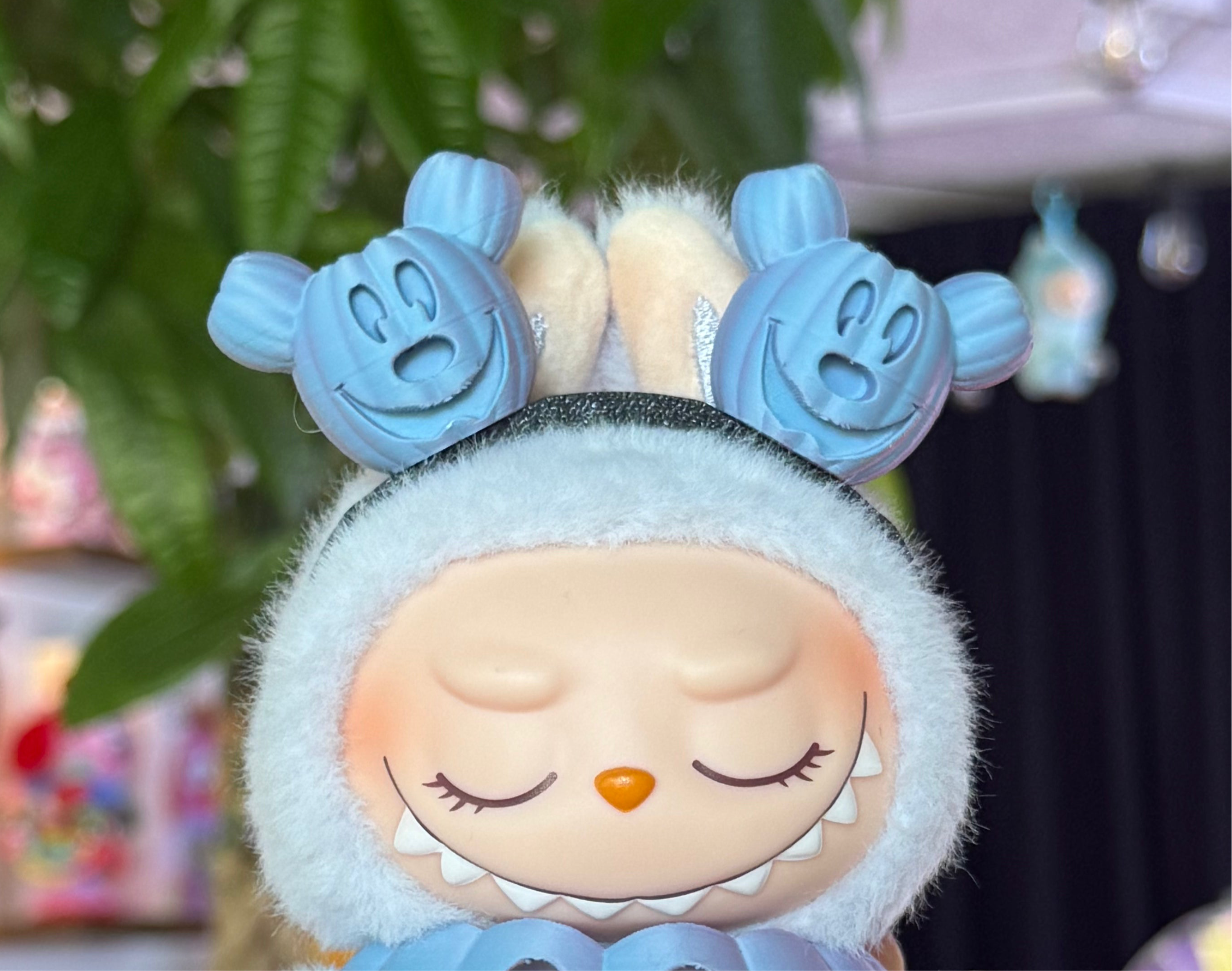 Ears only (multi)
