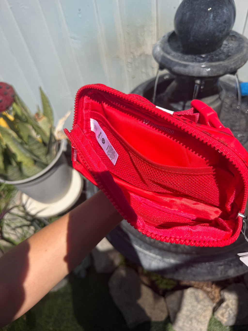 Lulu belt bag red Disney