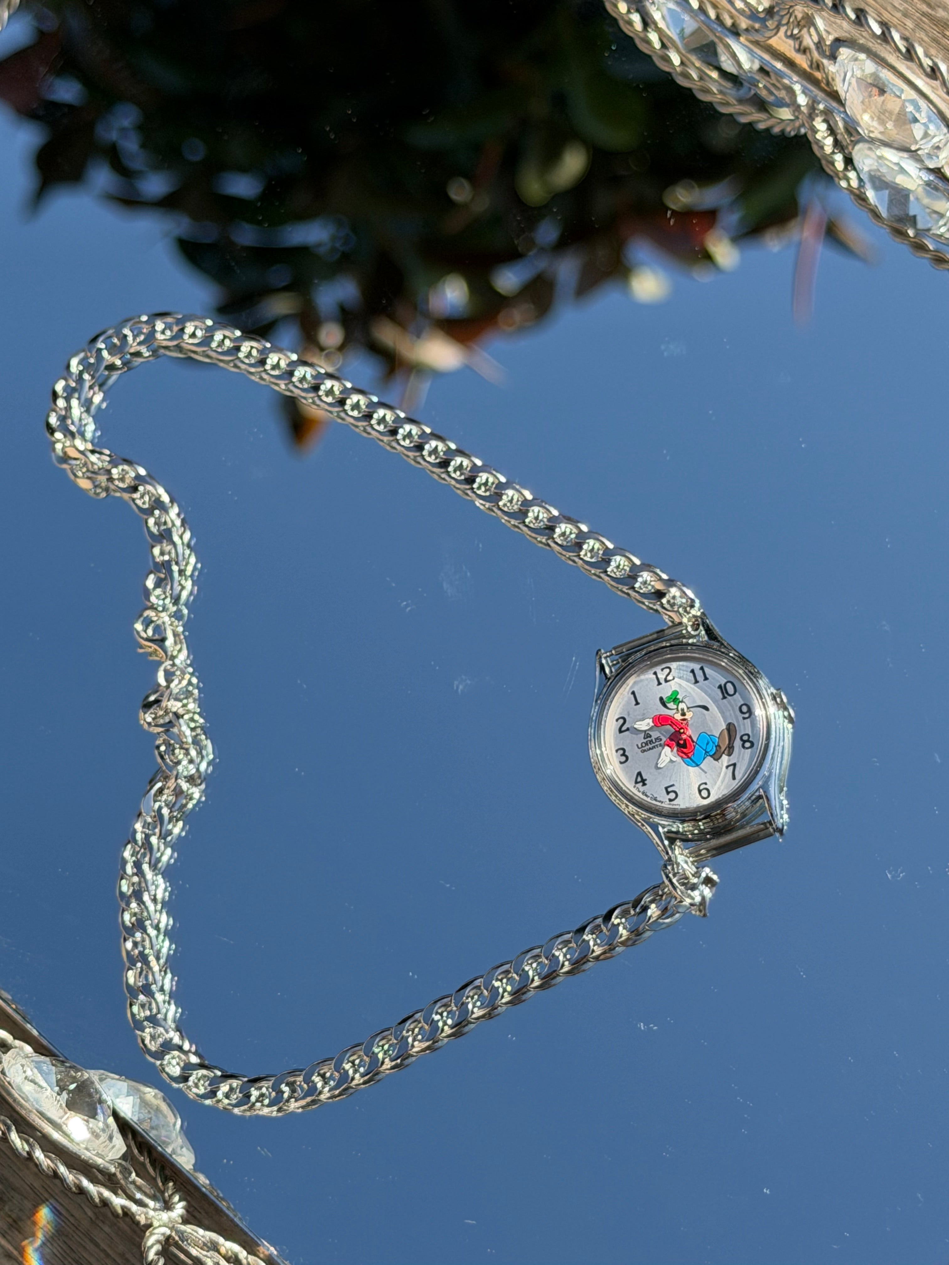 Go o fy necklace watch