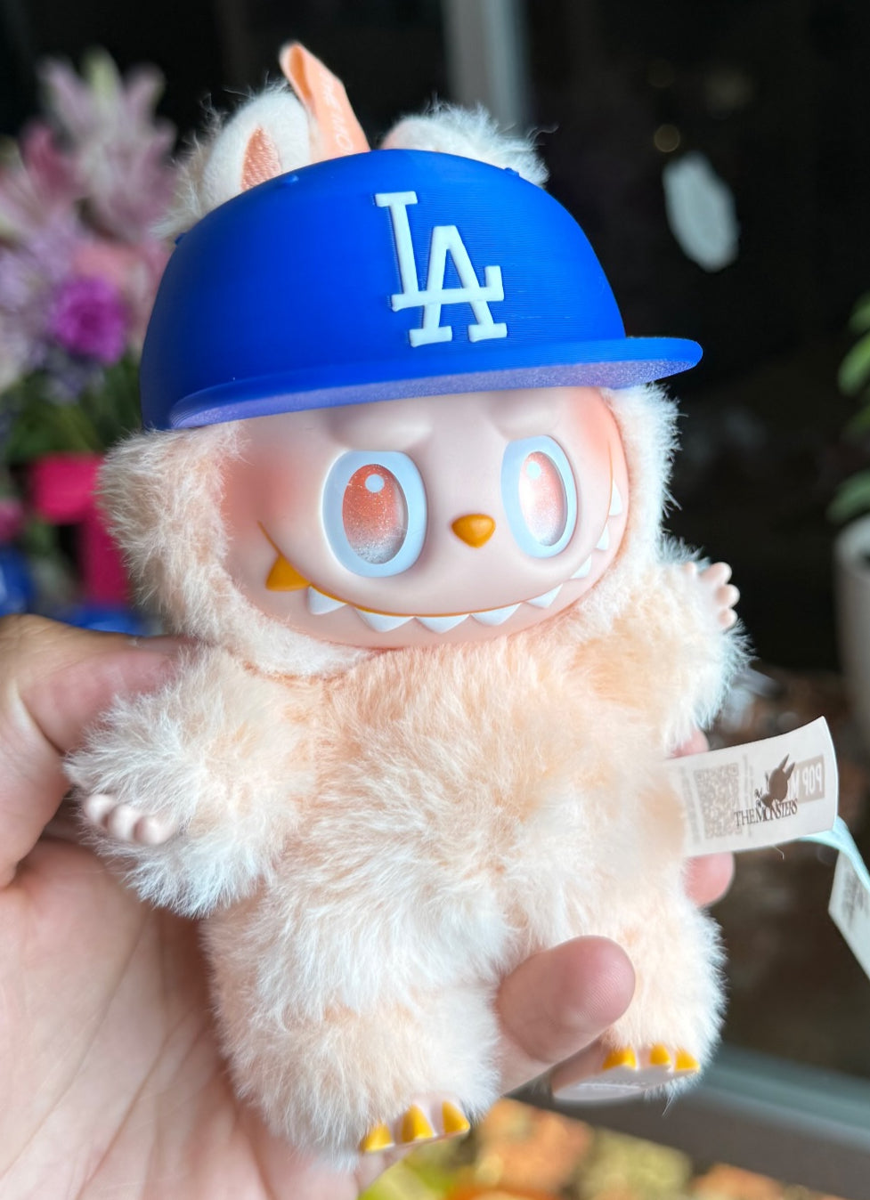 Blue hat L. A