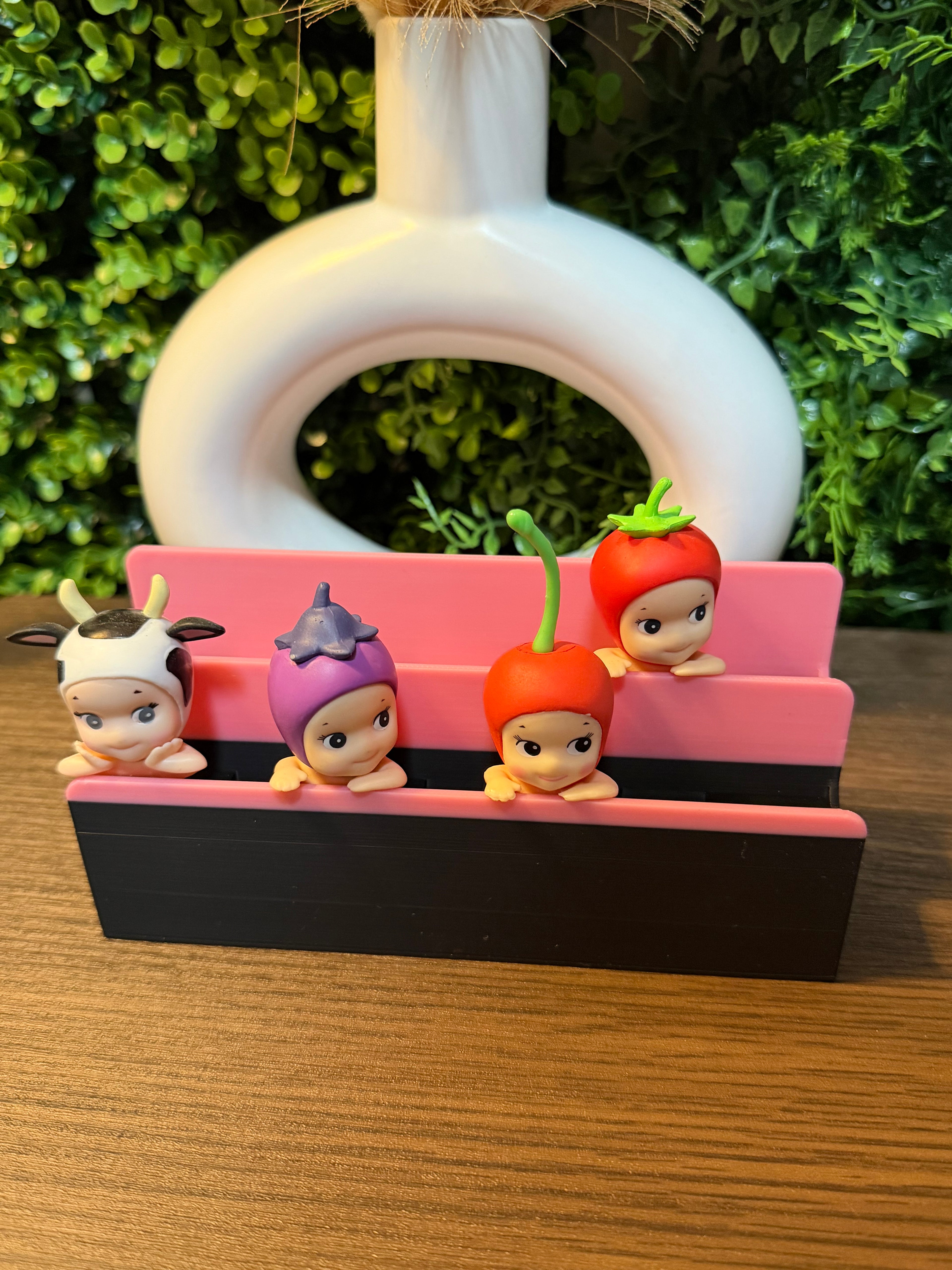 Sonny hipper stand (pink with black mix )