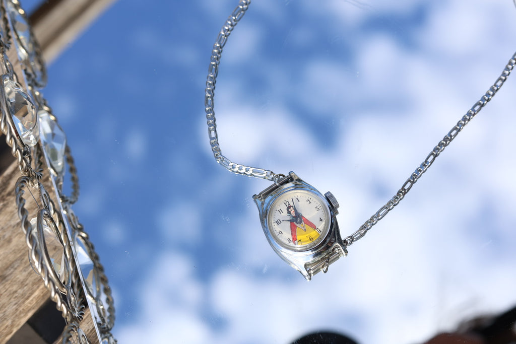 Snow necklace